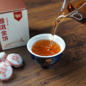 小金饼普洱茶（熟茶）Xiao Jin Bing Pu-erh Tea (Ripe)